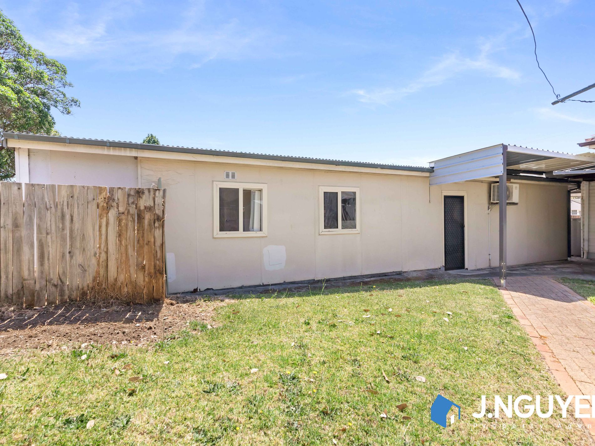 87 Hollywood Drive, Lansvale
