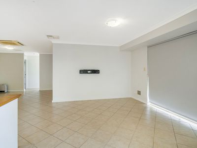 17 Coomer Elbow, South Guildford