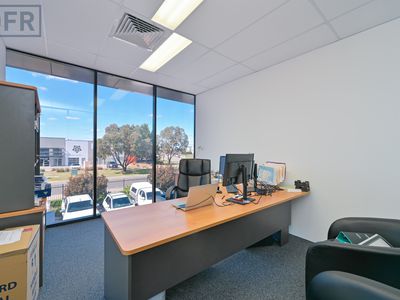 10 Merino Entrance, Cockburn Central