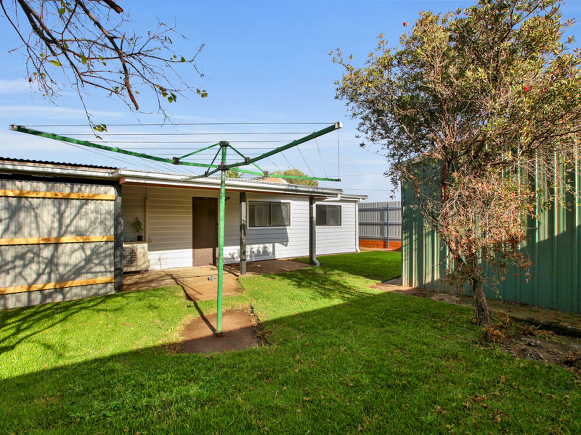40 Clarendon Parade, West Footscray