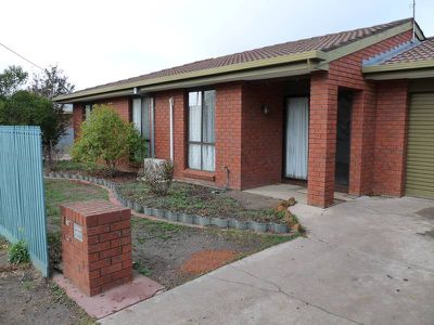 1 / 14 Palk Street, Horsham