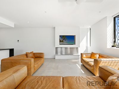 4301 / 2 SUNSET AVENUE, Paradise Point
