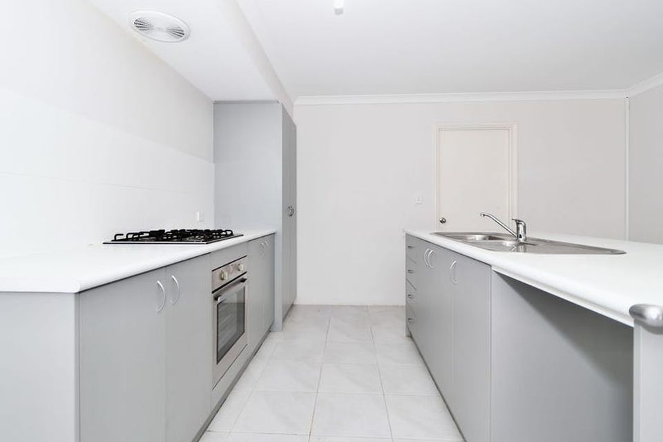 1 Ballaballa Close , Baldivis