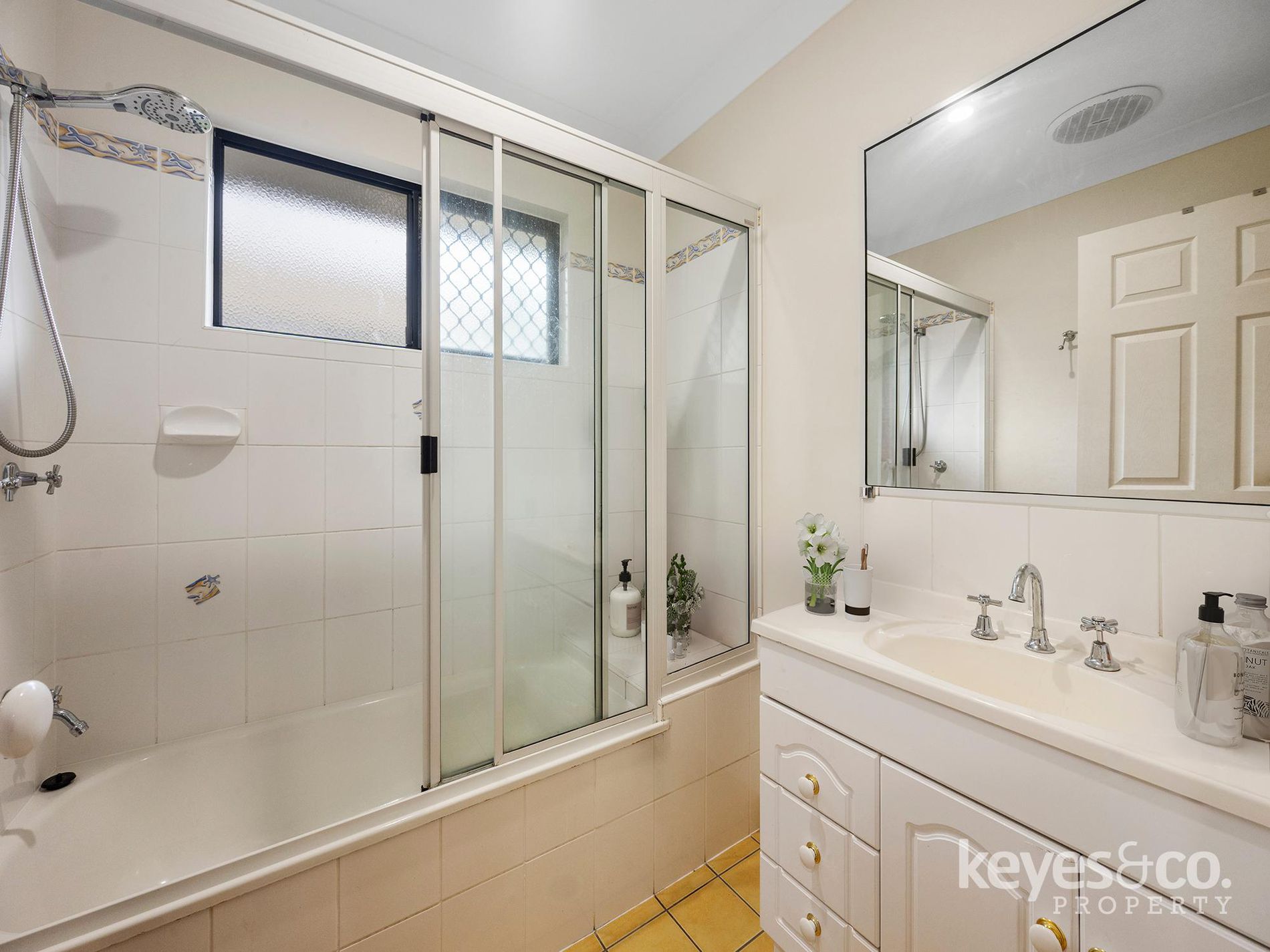 33 Brickondon Crescent, Annandale