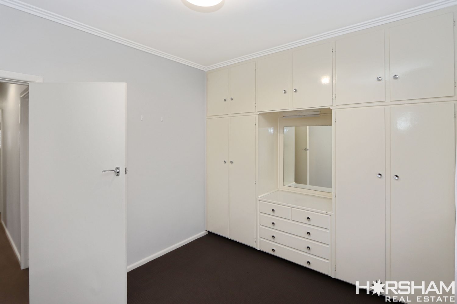 10 Rennison Street, Horsham