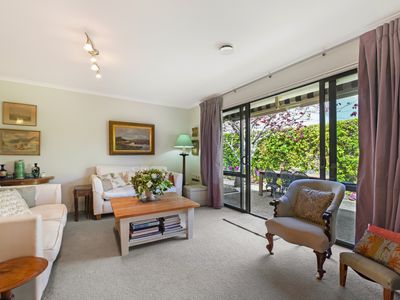 5 Di Pierri Way, The Wood