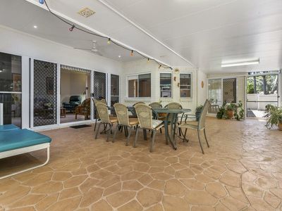 10 Club Court, Tewantin