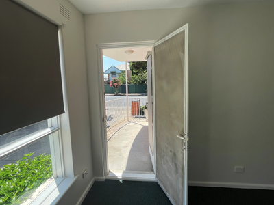 1 / 256 Gordon Street, Footscray