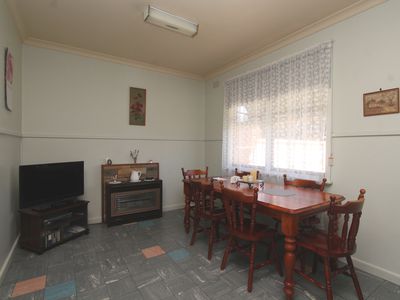 97 Mortlake Road, Warrnambool