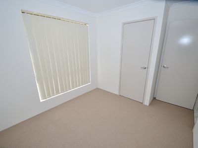 6 / 30 norman street, St James