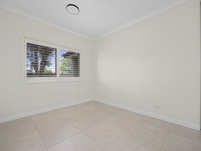 4 / 143 Greenacre Road, Greenacre