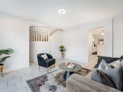 3 & 3A Sandover Court, Wattle Grove