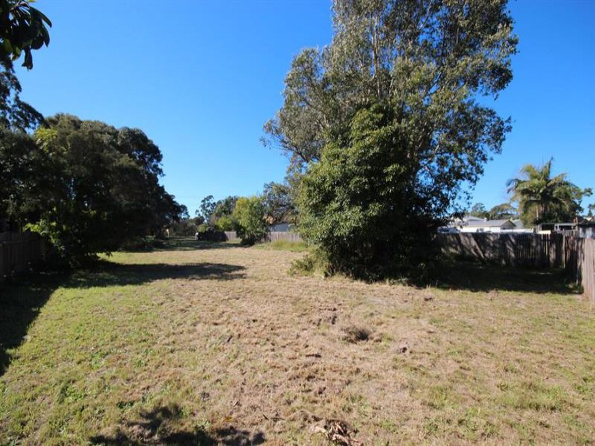 30 Poilus Parade, Tanilba Bay, Tanilba Bay - Thumbnail 2