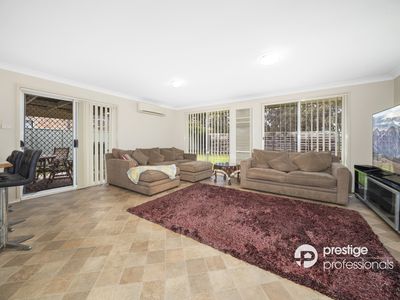 22 Wallcliffe Court, Wattle Grove