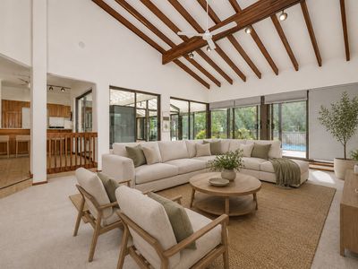 5 Lakeside Road, Churchlands