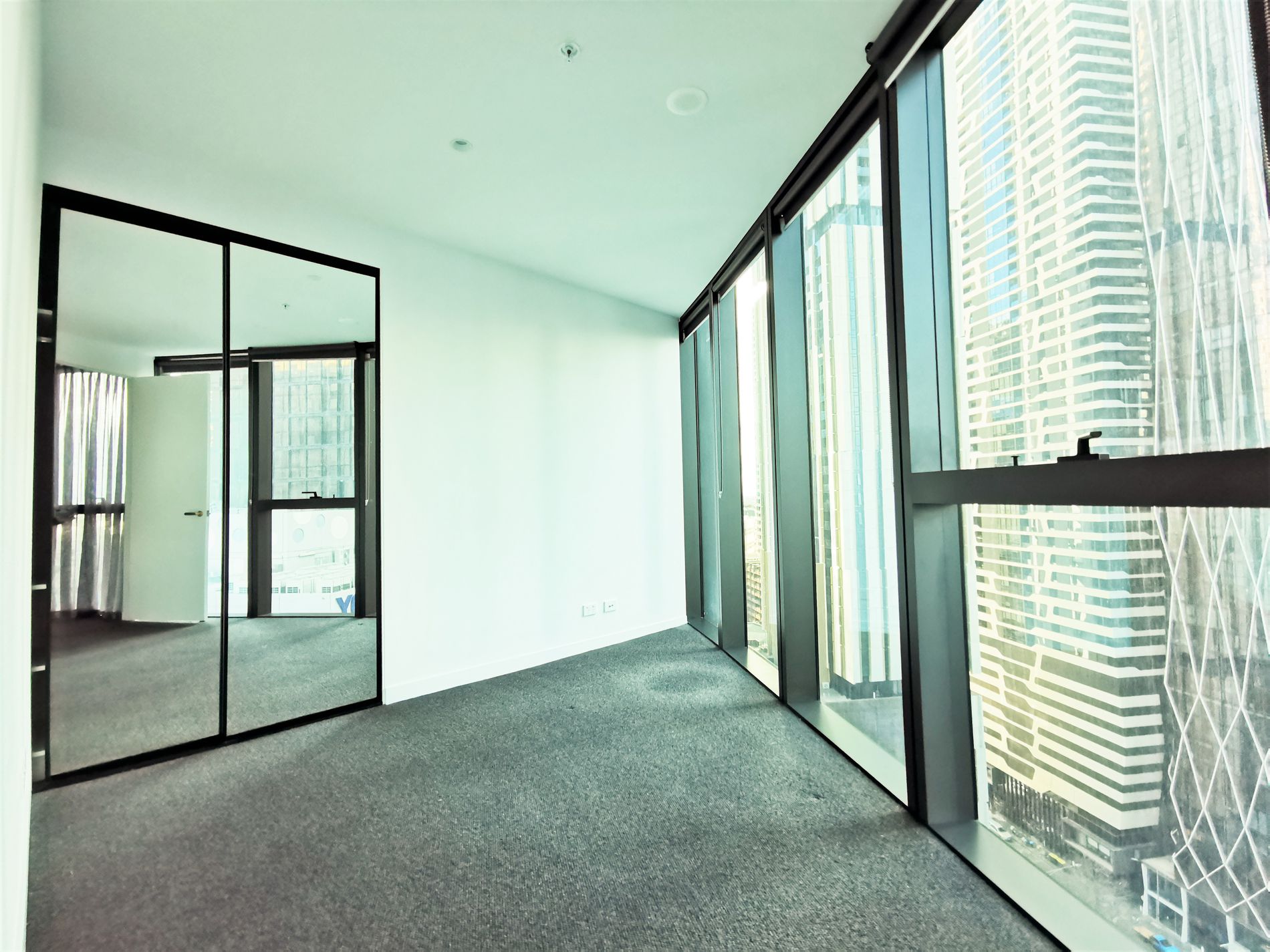 2003 / 228 La Trobe St, Melbourne