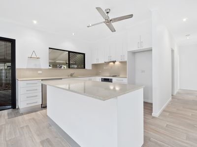 6 Walnut Street, Holloways Beach