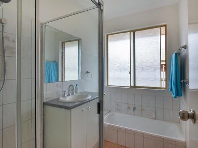 4 Nickel Lane, Hannans