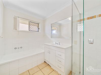 72 Bedivere Drive, Ormeau