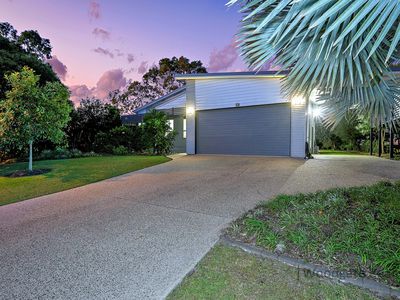 10 PAPERBARK COURT, Woodgate