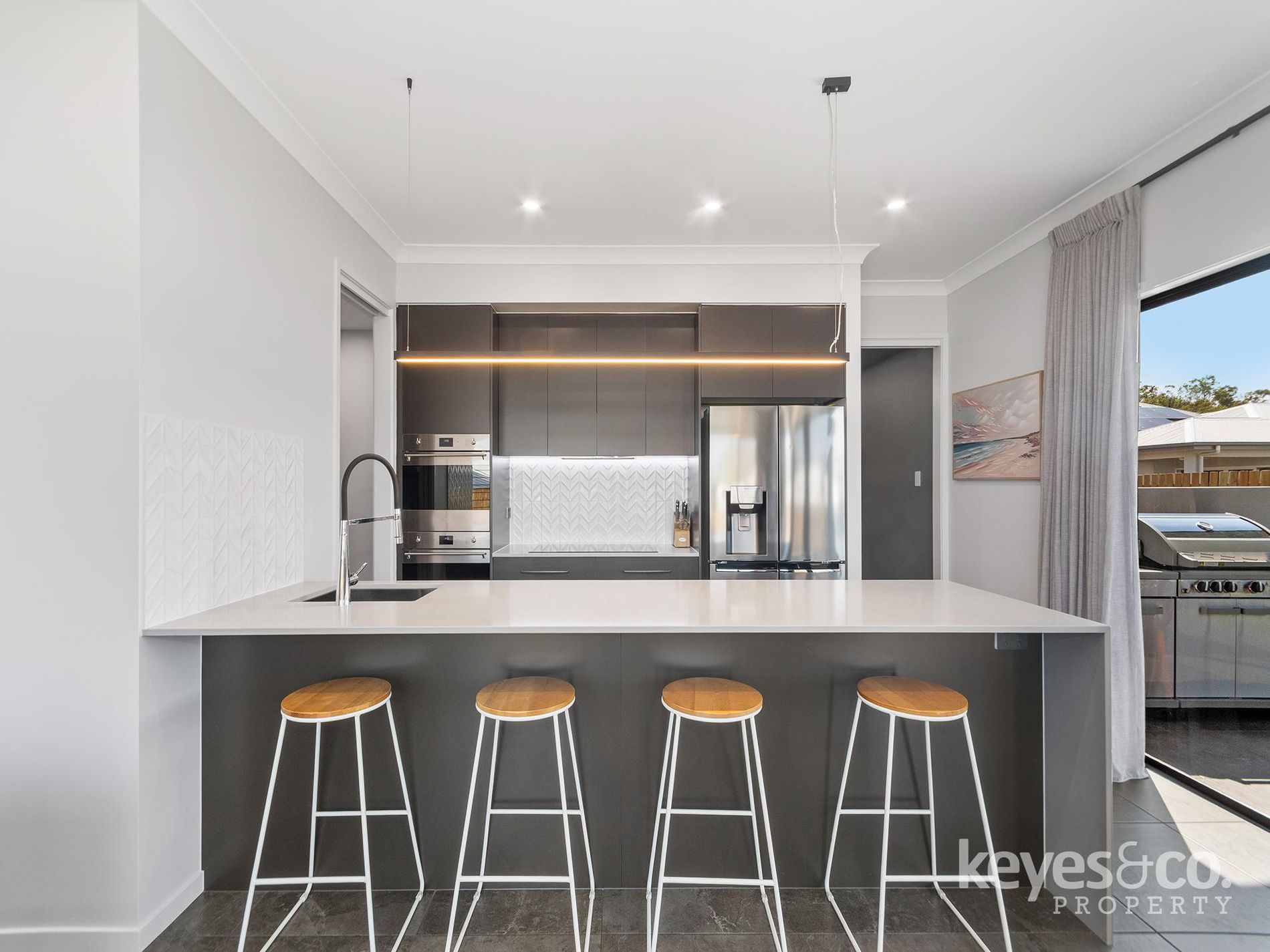 6 Belvedere Street, Julago