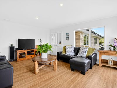 1014 South Head Road, South Head, Helensville