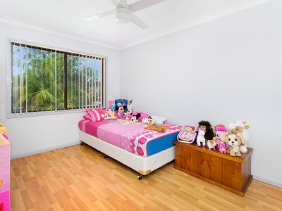 1 Tallawong Crescent, Dapto