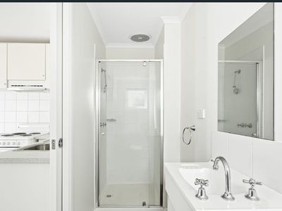 3 / 12 Market Road, Werribee