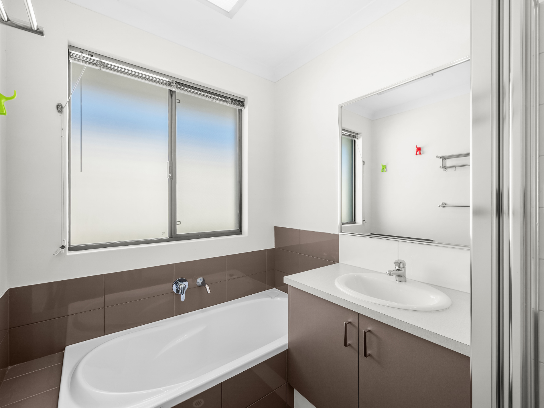 29 Mariposa Gardens, Success