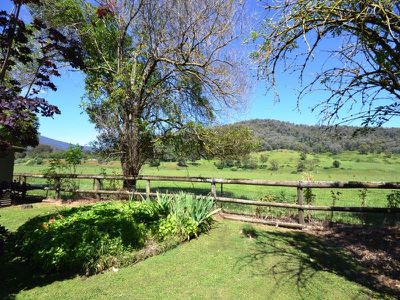 21 Simmonds Creek Road , Tawonga South