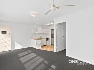 2 / 210 Princes Highway, Dapto