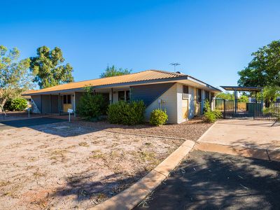 4 / 10 Dulverton Terrace, South Hedland