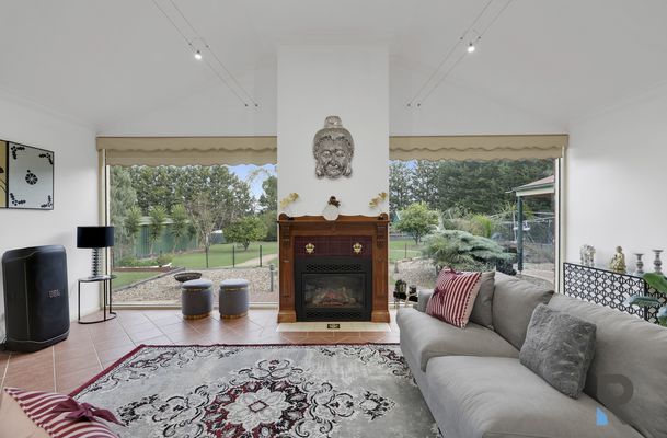 33 King William Court, Wallan