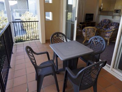 9 / 9-11 Beach Road, Hawks Nest