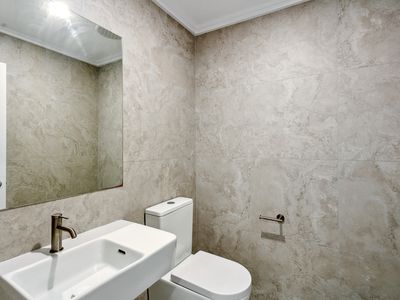 4 / 18 Beatrice Street, Doubleview