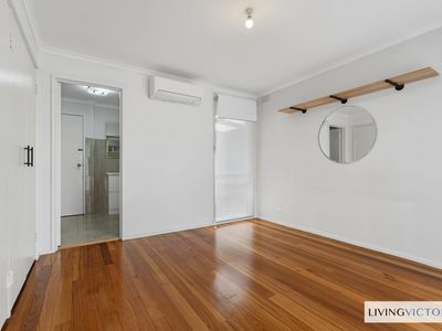 24 Glenmaggie Drive, St Albans