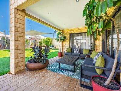 7 Turtles Bend, Secret Harbour