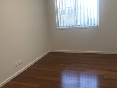 13 Signals Lane, Bardia