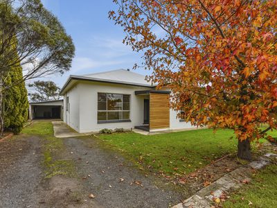 18 Olive Street, Millicent