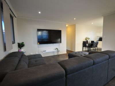 2 / 2 Phalarope Way, South Hedland