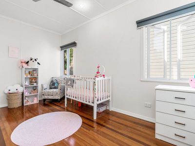 10 Grainger Street, Wynnum