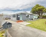 2 Robert McKeen Street, Otaki Beach
