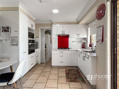 4 Halley Place, Dubbo