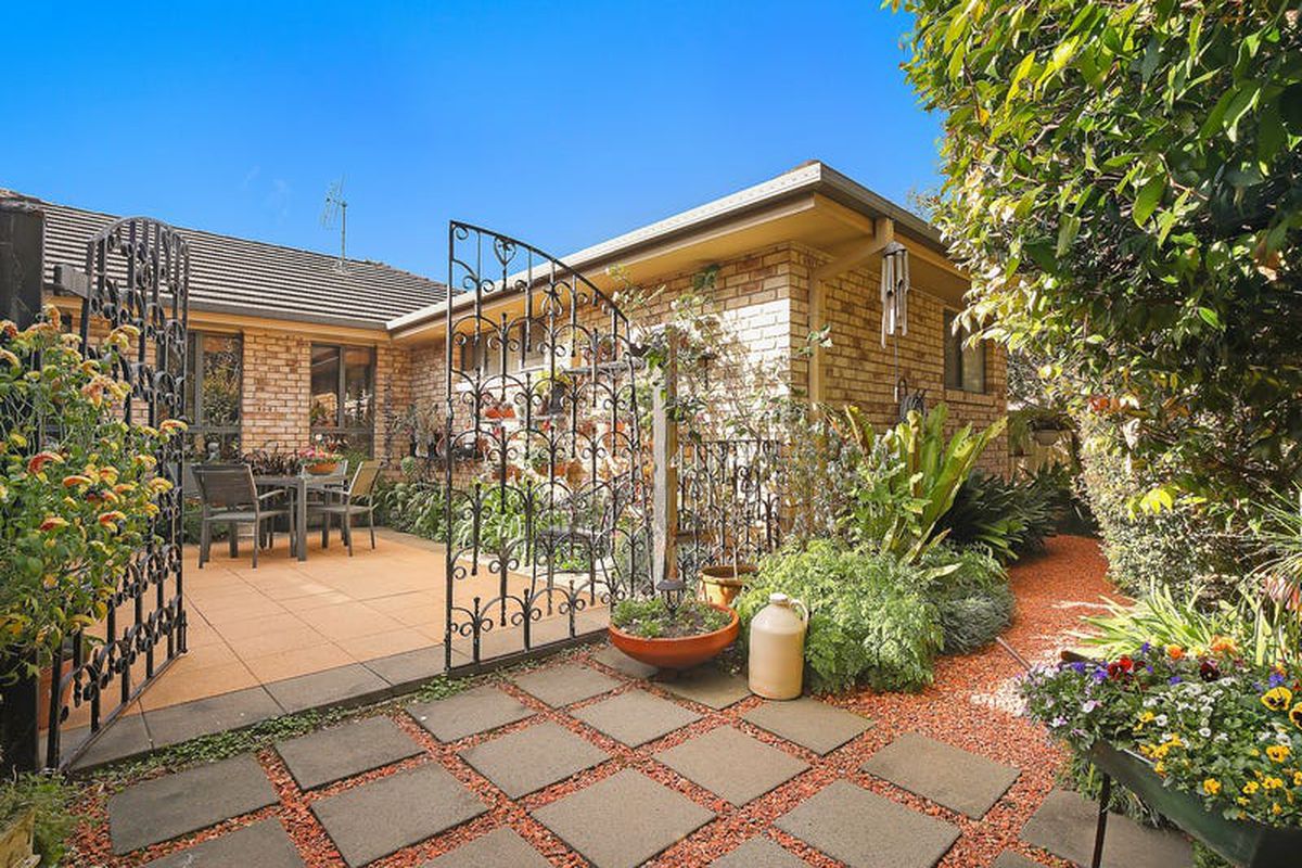 5 Bannister Drive, Erina