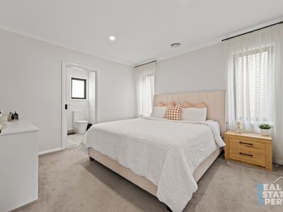 50 Landscape Boulevard, Hampton Park