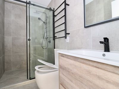 1 / 667 Great North Road, Grey Lynn