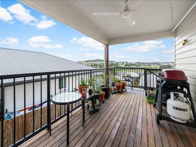 2/17 McInnes Crescent, Glenvale