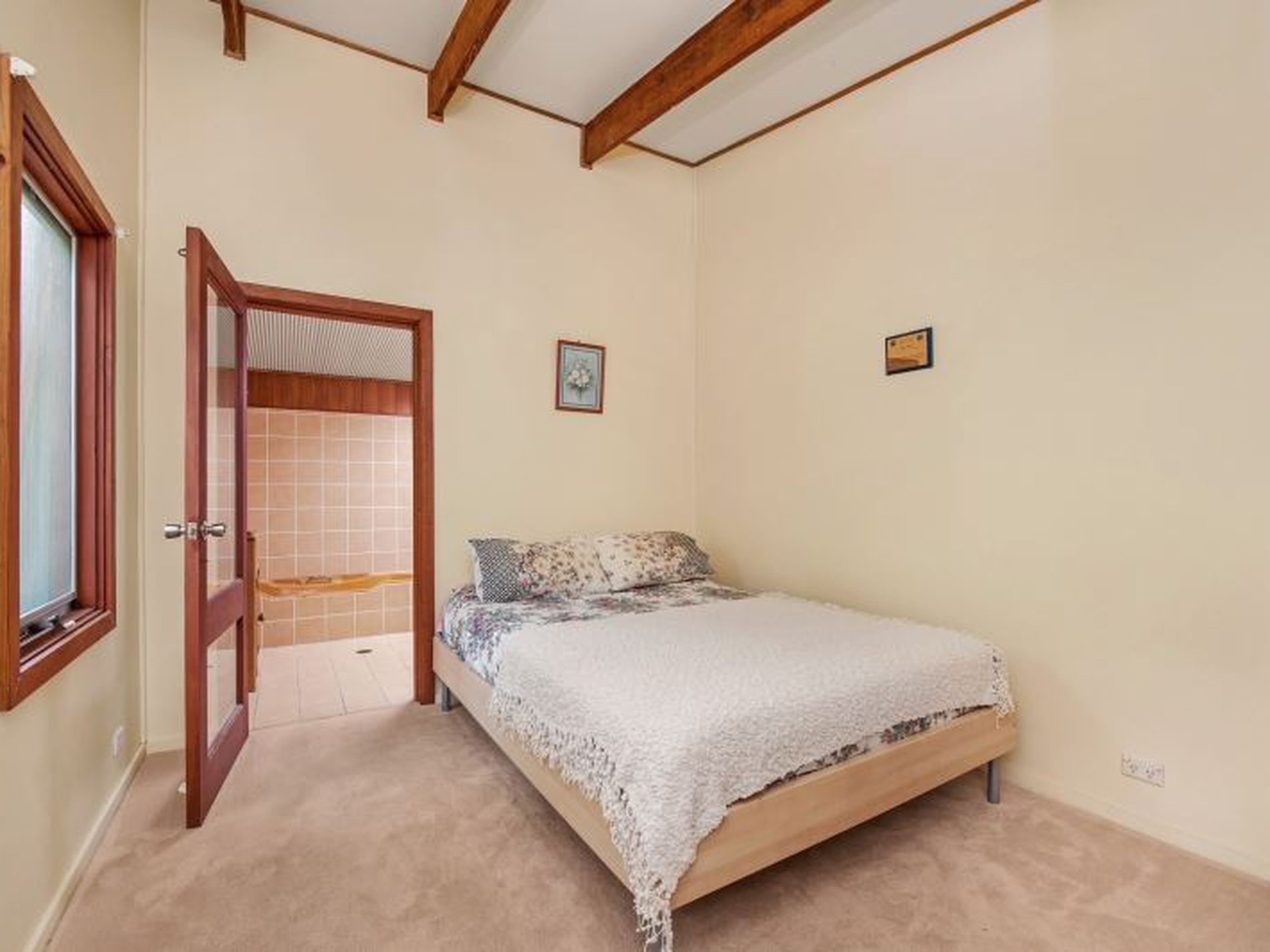 68 Canberra Crescent, Burrill Lake