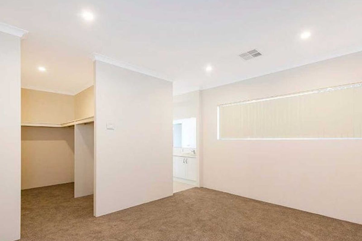 8 Greywacke Entrance, Piara Waters
