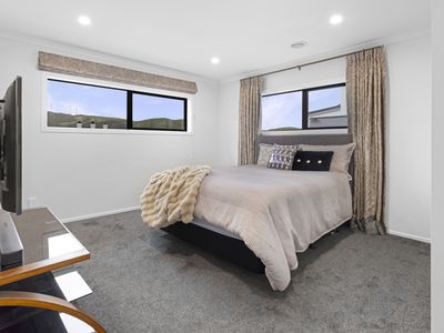150 Amesbury Drive, Churton Park